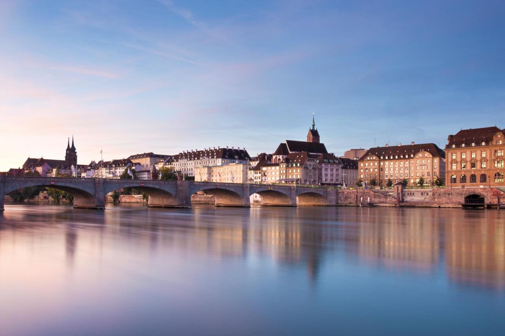 Special Modern Lisa Apartment Basel, Bahnhof Grossbasel 10-Star Ngoại thất bức ảnh