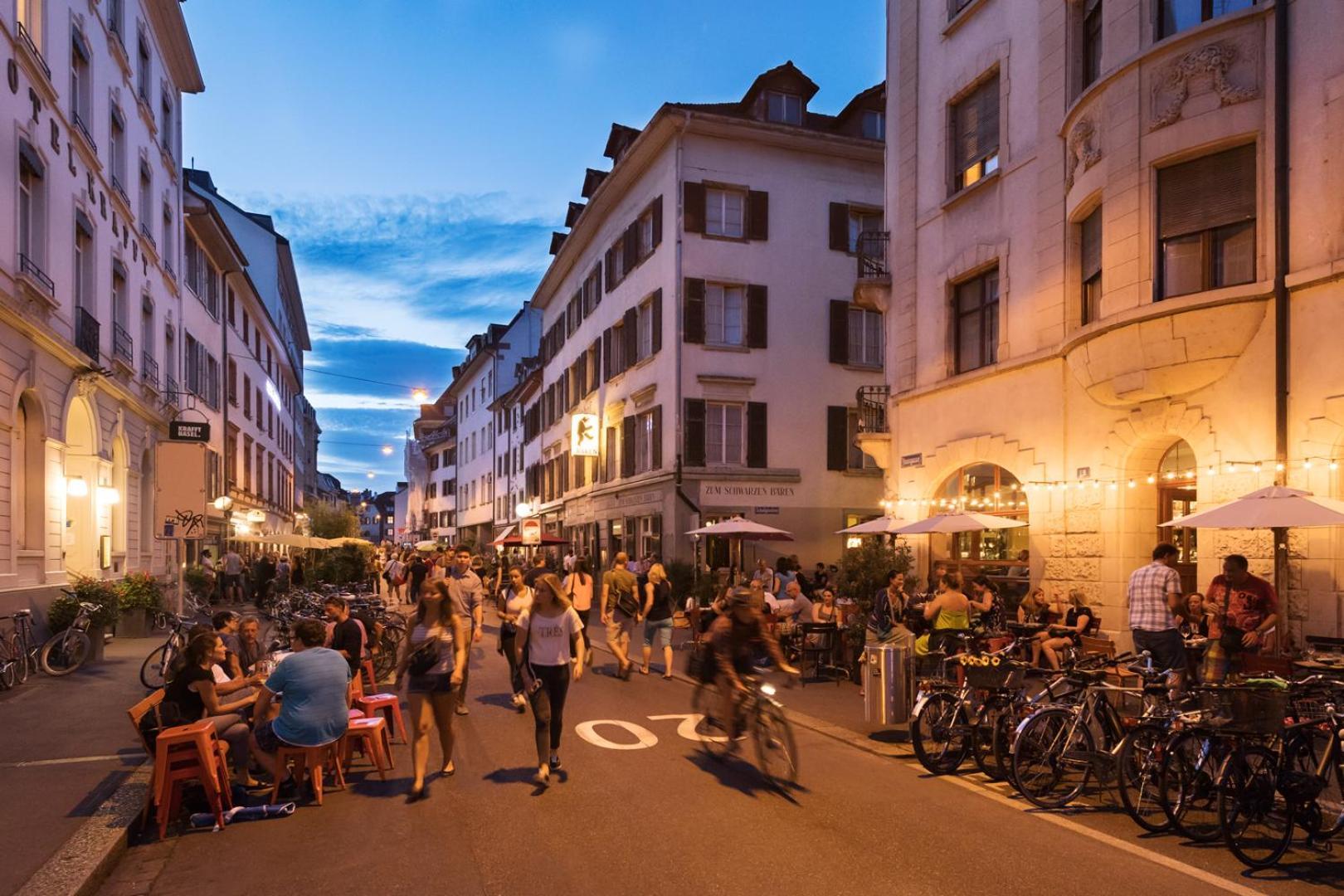 Special Modern Lisa Apartment Basel, Bahnhof Grossbasel 10-Star Ngoại thất bức ảnh