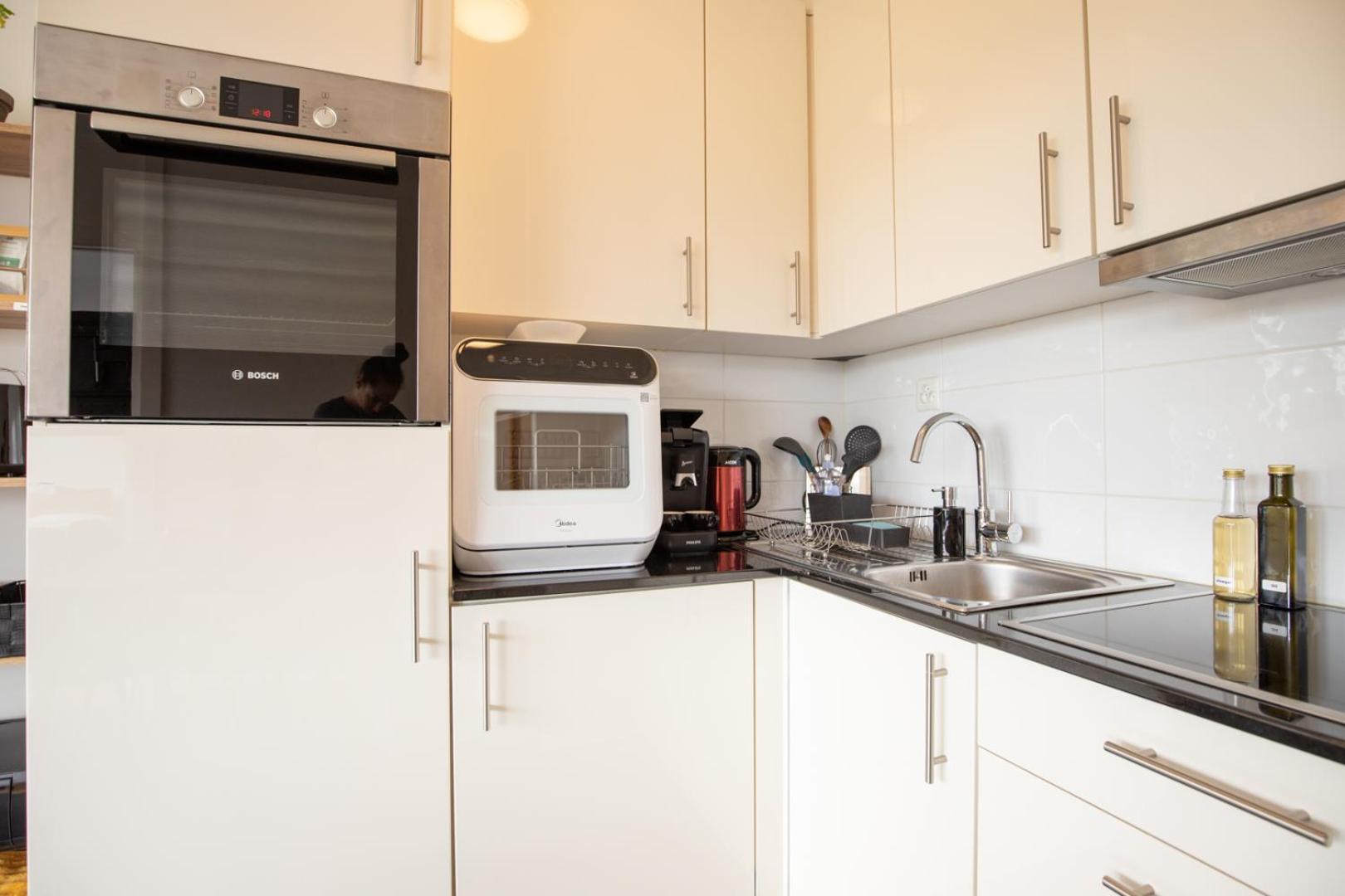 Special Modern Lisa Apartment Basel, Bahnhof Grossbasel 10-Star Ngoại thất bức ảnh